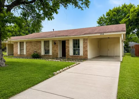 2104 Kirby Smith Dr, Bossier City, LA 71112