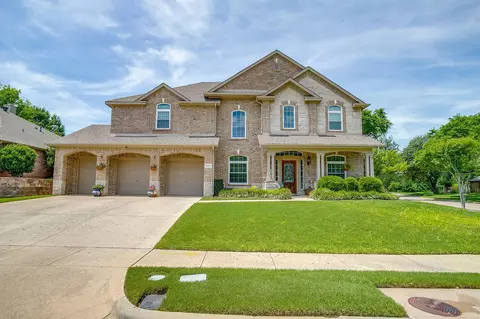 2952 Masters Ct S, Burleson, TX 76028