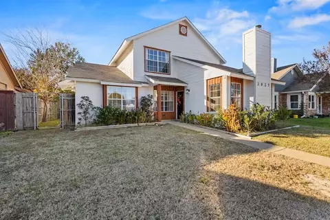 3925 Bond St, Rowlett, TX 75088