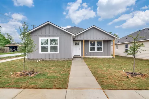 299 Stallings St, Terrell, TX 75160