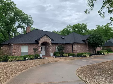6004 Nutcracker Dr, Granbury, TX 76049