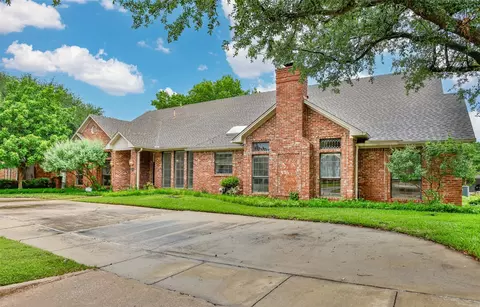 1771 Timber Ridge Cir, Corinth, TX 76210