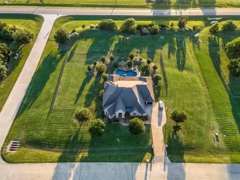 303 Strain Ln, Lucas, TX 75002