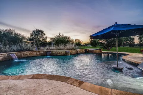 303 Strain Ln, Lucas, TX 75002