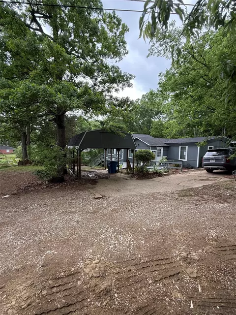 514 Bevo Trl, Tool, TX 75143