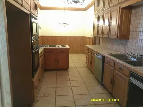 Kitchen - 3726 County Road 4284, Simms, TX 75574 photo 1 of 3