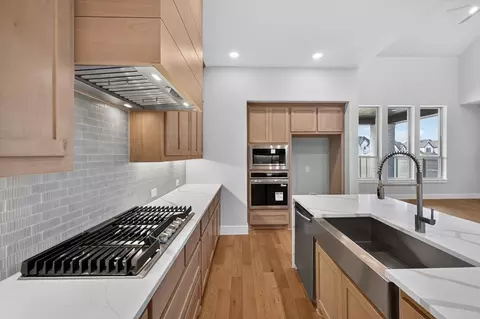 Kitchen - 1321 Periwinkle Dr, Celina, TX 75009 photo 3 of 5