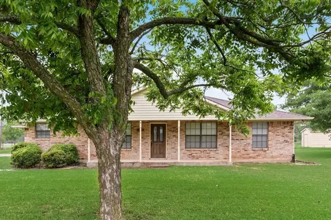 1635 Easy St, Seagoville, TX 75159
