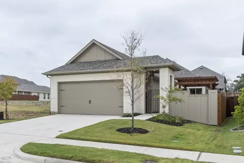 1728 Meadow Crest Dr, Aubrey, TX 76227