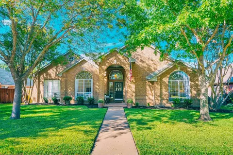 2049 Cannes Dr, Plano, TX 75025