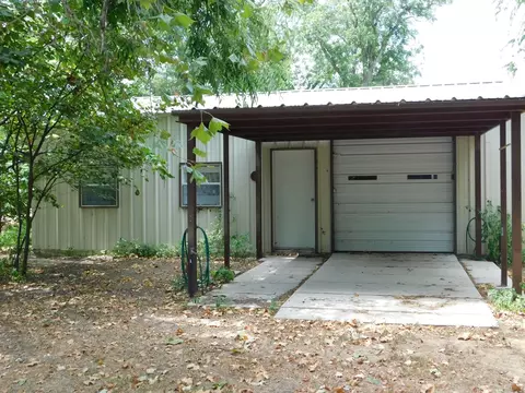 116 S Brewster St, Rising Star, TX 76471