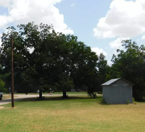 108 S Brewster St, Rising Star, TX 76471