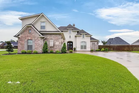 260 Arrowhead Dr, Bossier City, LA 71111