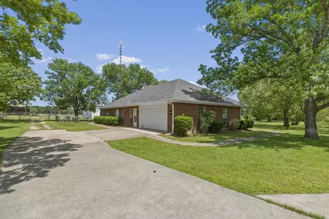 219 Friends Rd, Denison, TX 75021