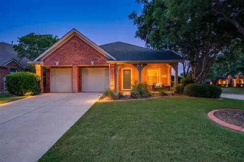401 Manders Ct, Irving, TX 75063