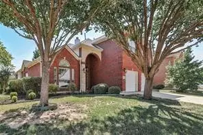 11901 Summerwind Dr, Fort Worth, TX 76244