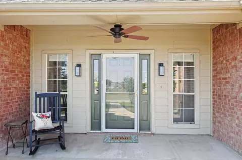 Exterior - 3289 Mitchell Rd, Krum, TX 76249 photo 3 of 8
