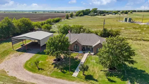 View/Area - 3289 Mitchell Rd, Krum, TX 76249 photo 2 of 10