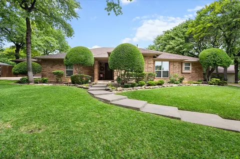 5805 Klinger Rd, Arlington, TX 76016