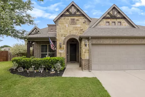 2701 Elmwood Dr, Burleson, TX 76028