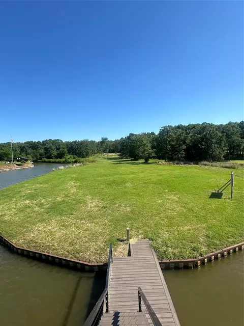 14192 Ridge Ln, Malakoff, TX 75148