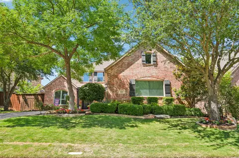812 Moss Cliff Cir, Mckinney, TX 75071