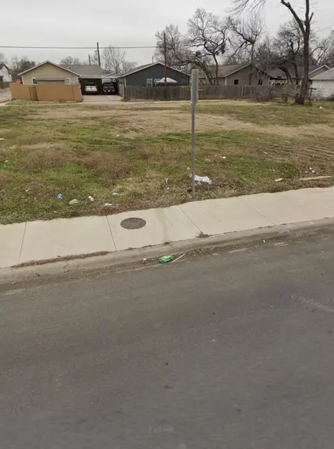1849 Bickers St, Dallas, TX 75212