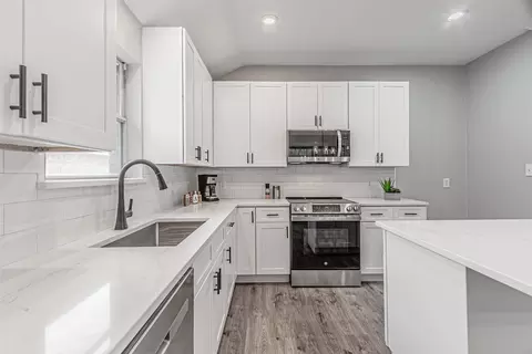 4533 Forest Glen Dr, Forest Hill, TX 76119