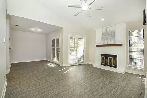 1104 Riverchase Ln #204, Arlington, TX 76011