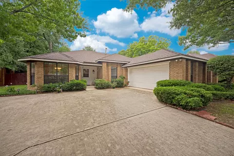 3924 Winston Dr, Denton, TX 76210