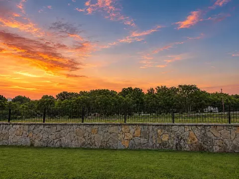 206 Morning Light Ln, Waxahachie, TX 75165