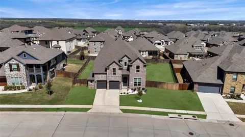 1017 Wrenwood Dr, Justin, TX 76247