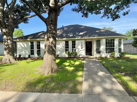 706 Stoneybrook Dr, Wylie, TX 75098
