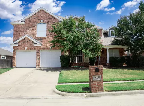 7800 Pirate Point Cir, Arlington, TX 76016
