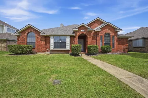 2338 Stillwater Dr, Mesquite, TX 75181