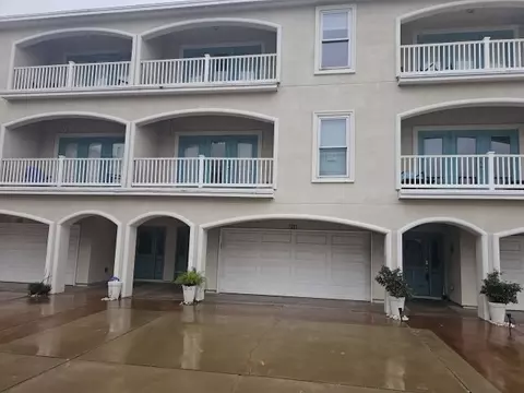 14422 Verdemar Dr #302, Corpus Christi, TX 78418