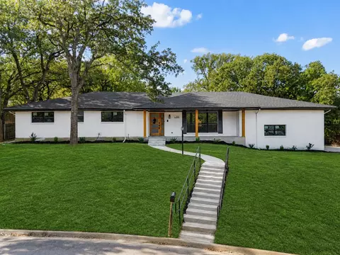 1200 Tanglewood Trl, Euless, TX 76040