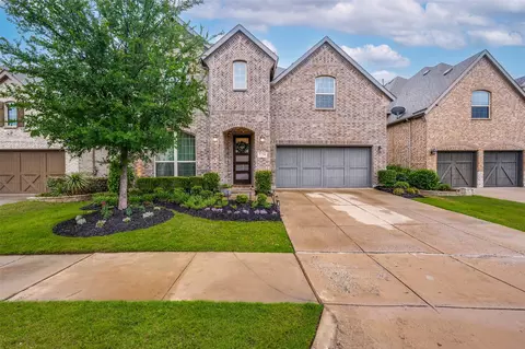 126 Darbonne Ln, Irving, TX 75039