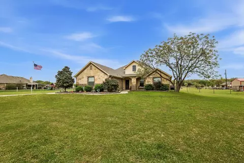 242 Miramar Cir, Weatherford, TX 76085