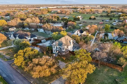 3706 Castle Dr, Rowlett, TX 75089