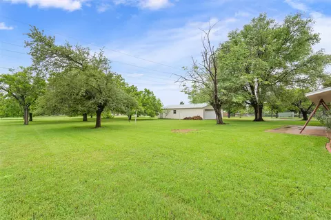 Exterior - 2416 Gary Ln, Waco, TX 76708 photo 3 of 8