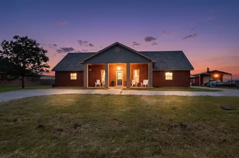 3134 Gunsmoke Dr, Farmersville, TX 75442