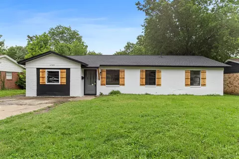 4709 Richards Ter, Fort Worth, TX 76115
