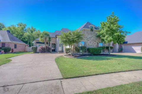5347 Barberry Ln, Bossier City, LA 71112