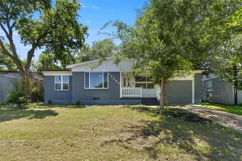 10325 Maylee Blvd, Dallas, TX 75228