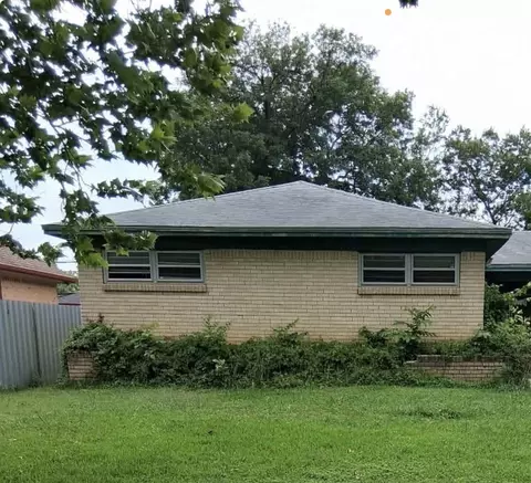 2009 Las Cruces Ln, Dallas, TX 75217