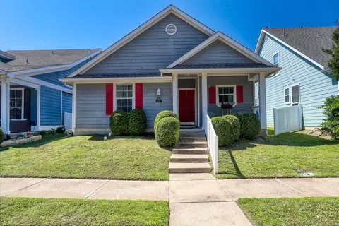 1128 Oakcrest Dr, Providence Village, TX 76227