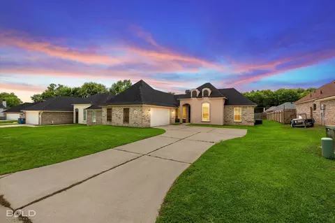 6896 Bethany Reed Cir, Shreveport, LA 71107