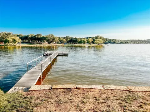 2037 Harris Dr, Graford, TX 76449