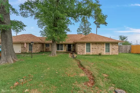 28 Sunnybrook Ln, Haughton, LA 71037